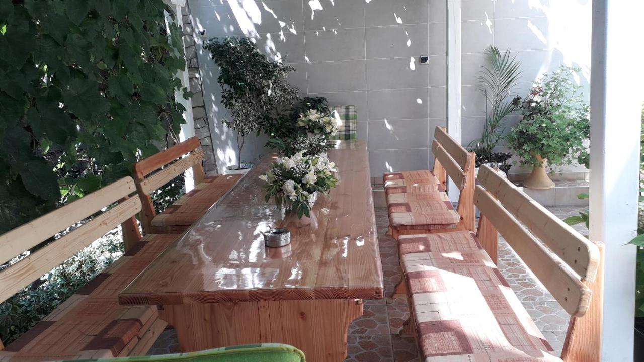 Veda Guest House Pomorie Exterior photo