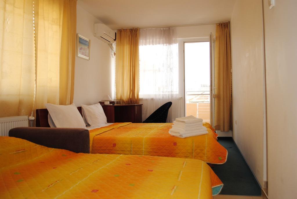 Veda Guest House Pomorie Exterior photo